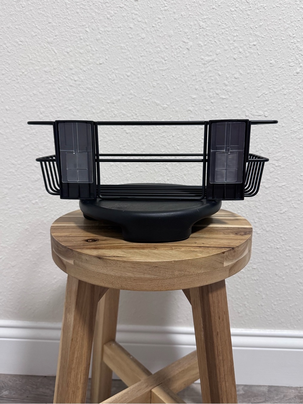 Like New Command Matte Black Bath Caddy Shower Shelf Rust Resistant Organization - Picture 4 of 15